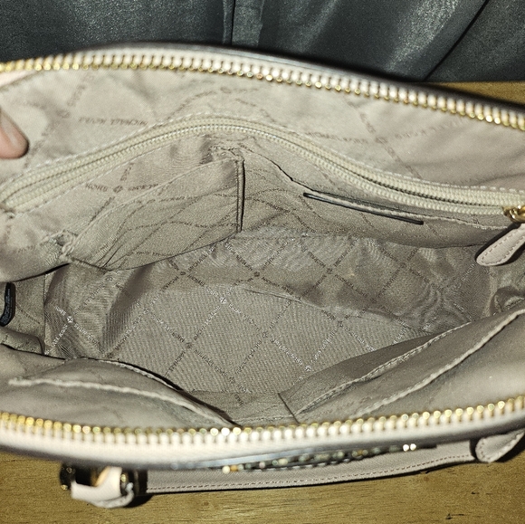 Micheal Kora - Picture 3 of 5